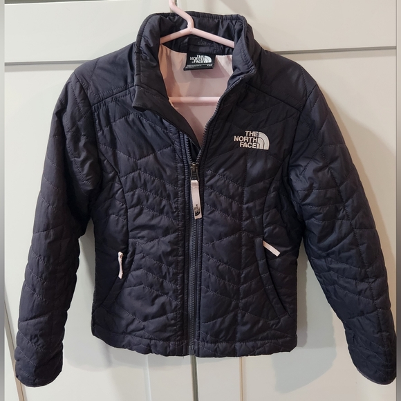 The North Face Other - The North Face Girls Gray Quilted Jacket